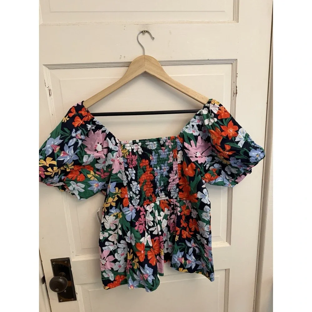 Old Navy black floral